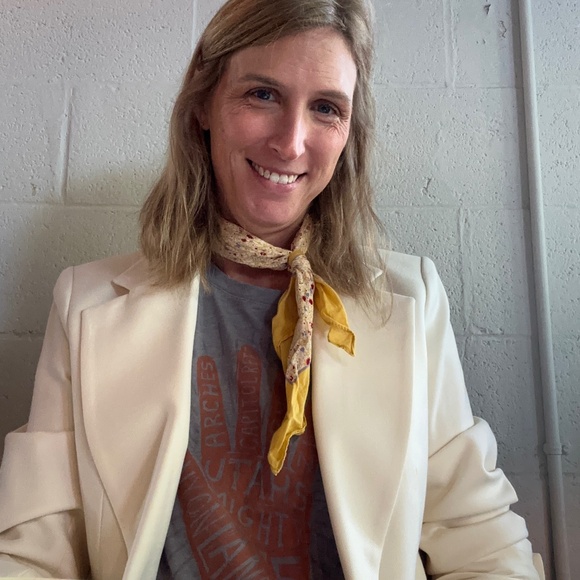 Meet your Posher, Ronalda - Picture 1 of 1
